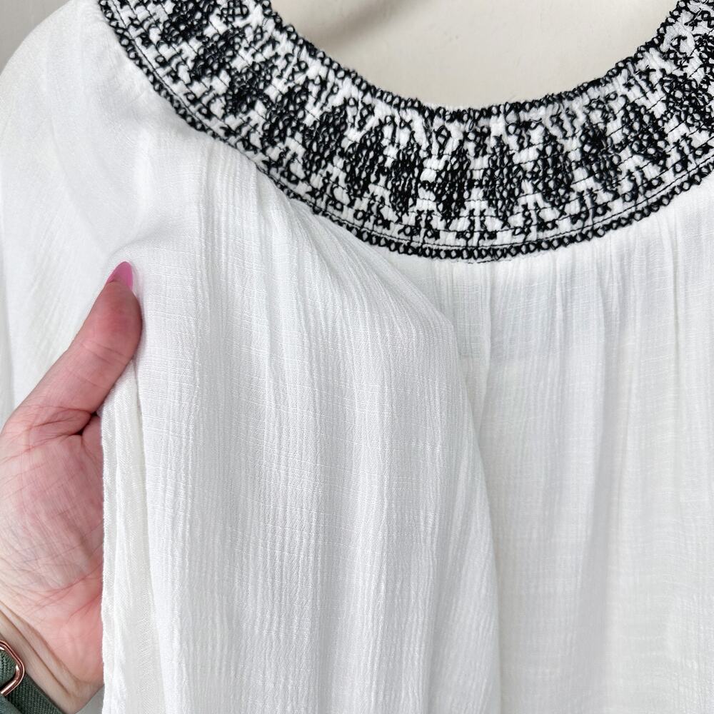 Anthropologie Avec Les Filles Embroidered Smocked Off The Shoulder Top Blouse XS - Picture 6 of 14